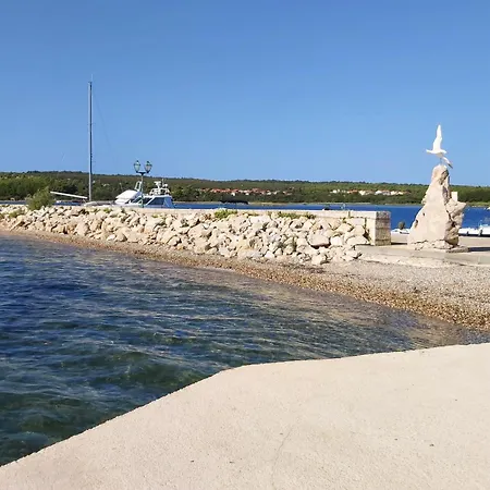 Διαμέρισμα With Parking Space Posedarje, Novigrad - 25411 *