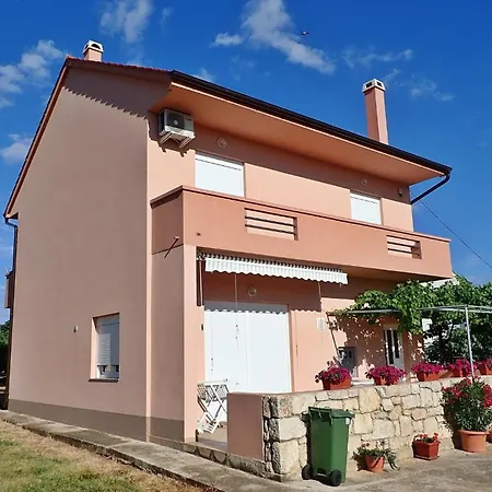 Apartamento With Parking Space Posedarje, Novigrad - 25411 *